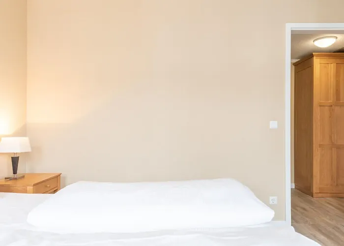 Apartment 429, Seepark *